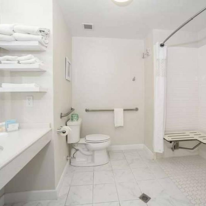 Bathroom Hilton